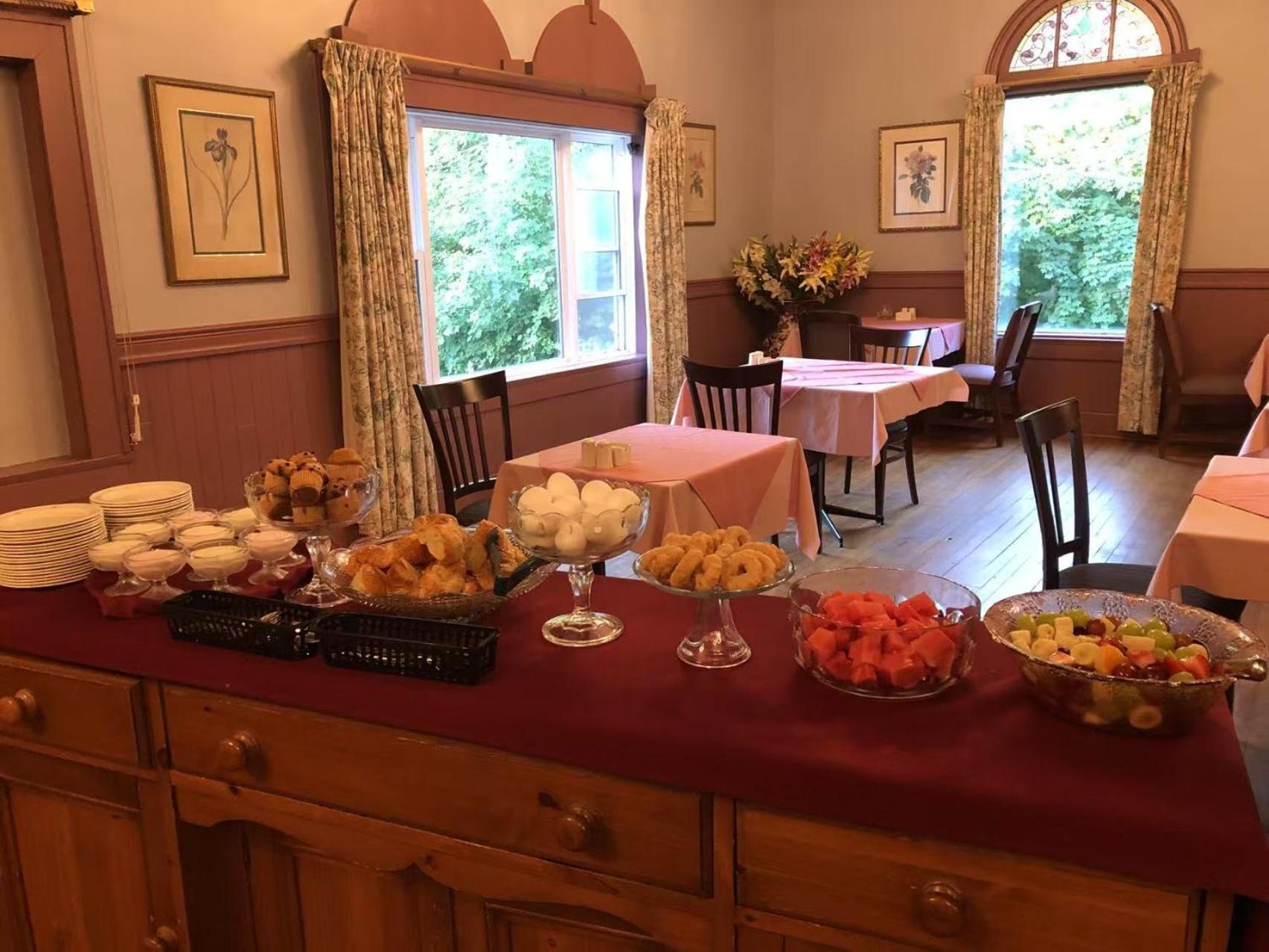 Braeside Country Inn ピクトゥー エクステリア 写真